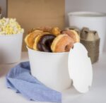 [150 sets] 130 oz Paper Food Buckets with Lids | 215 mm